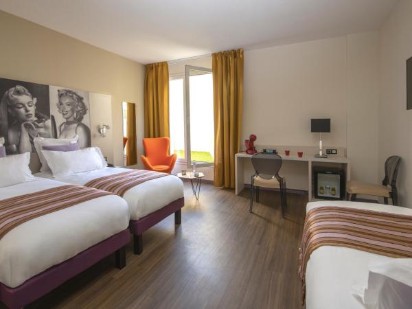 Hôtel Arles Plaza : photo 1 de la chambre chambre triple classique