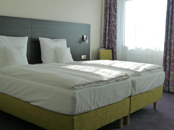 MSR Hotel Hannover : photo 1 de la chambre chambre double ou lits jumeaux