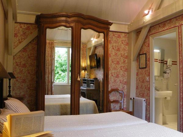 Hôtel Diderot : photo 2 de la chambre chambre double confort avec ventilateur