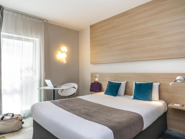 Kyriad Le Mans Est : photo 1 de la chambre chambre double supérieure