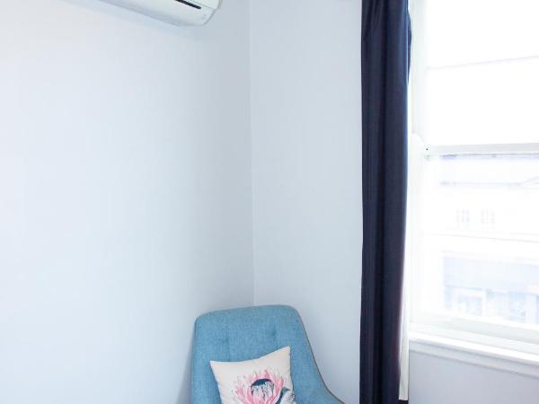 Grand Hotel Rockdale : photo 3 de la chambre chambre double avec salle de bains commune