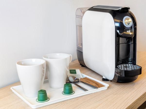 B&B HOTEL Lisboa Aeroporto : photo 7 de la chambre chambre double supérieure