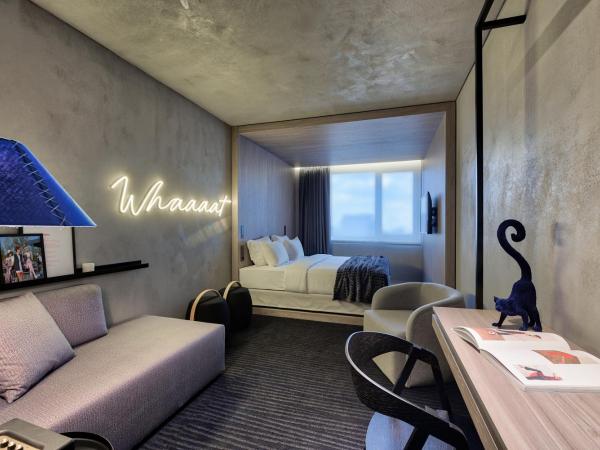 ONOMA Hotel : photo 8 de la chambre nom et prénom