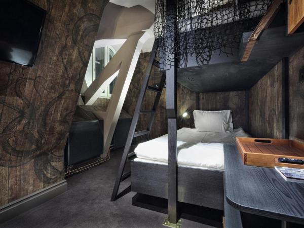 Stora Hotellet; BW Premier Collection : photo 6 de la chambre  hébergement lits jumeaux standard avec lits superposés