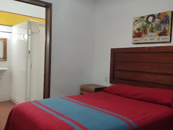 Hotel Suites Del Centro : photo 1 de la chambre chambre quadruple Économique