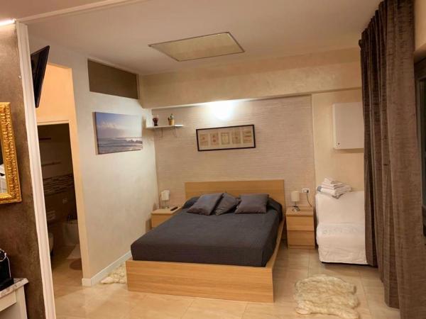 Gold House : photo 6 de la chambre suite deluxe avec baignoire spa