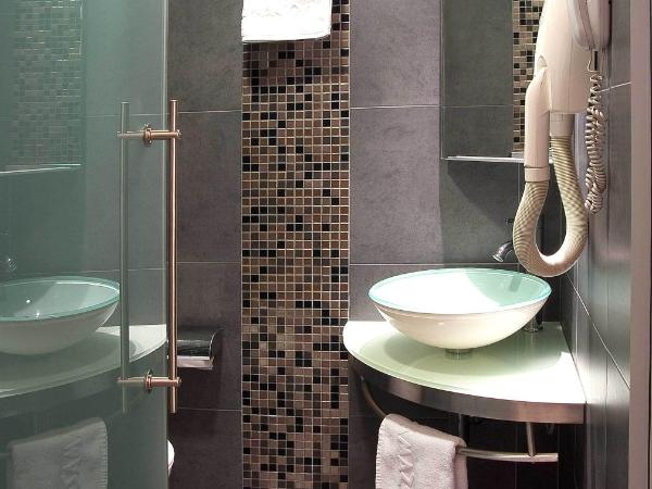 Amazon Hotel : photo 4 de la chambre petite chambre double Économique