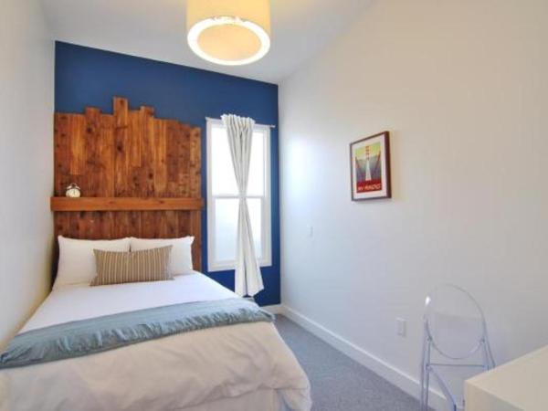 1906 Mission : photo 3 de la chambre chambre double avec salle de bains commune