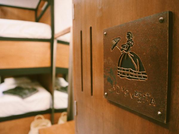 Hostal Barrio Vivo : photo 2 de la chambre dortoir pour femmes 8 lits