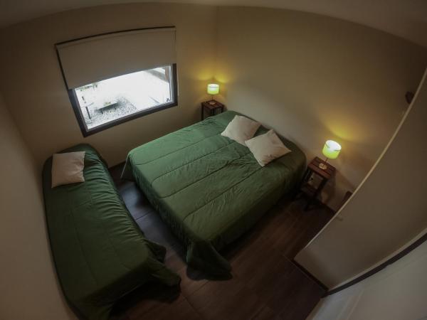 Folk Hostel : photo 7 de la chambre chambre basique avec salle de bains commune