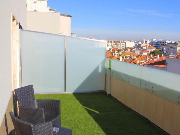 Hotel Cristal Setúbal : photo 4 de la chambre chambre double avec terrasse