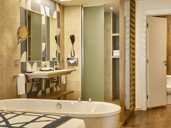 Riu Palace Baja California - Adults Only - All Inclusive : photo 2 de la chambre suite junior - vue sur cour
