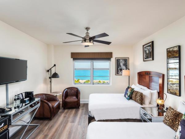 National Hotel, An Adult Only Oceanfront Resort : photo 1 de la chambre chambre double avec 2 lits doubles - vue sur l'océan