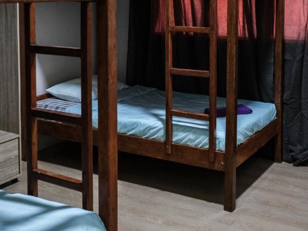 Step-in Lodge : photo 10 de la chambre lit dans un dortoir de 4 lits