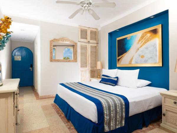 Blue Chairs Resort by the Sea - Adults Only : photo 3 de la chambre chambre deluxe - côté océan