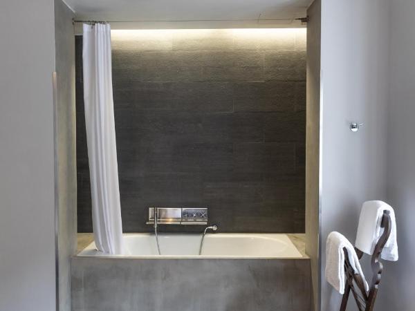 Design Hotel Neruda : photo 6 de la chambre chambre double de luxe design