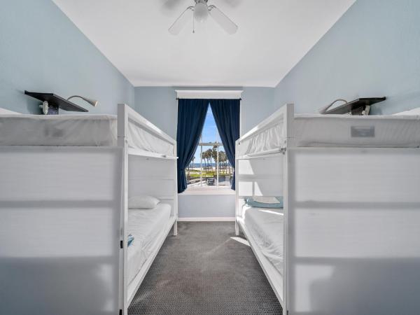 Samesun Venice Beach : photo 2 de la chambre lit simple dans dortoir pour femmes de 4 personnes avec salle de bains privative