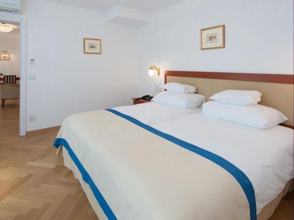 Hotel Ambassador : photo 3 de la chambre appartement