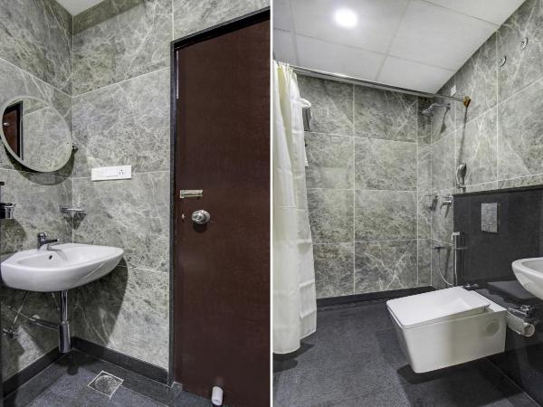 Treebo Sampradaya Bistro, Mailasandra : photo 6 de la chambre [sanitized] standard double room