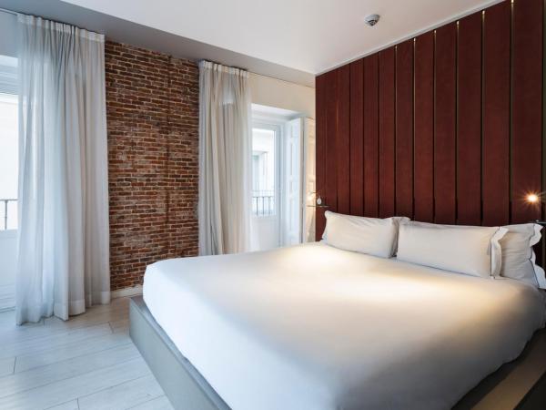 B&B HOTEL Madrid Centro Fuencarral 52 : photo 8 de la chambre chambre double supérieure