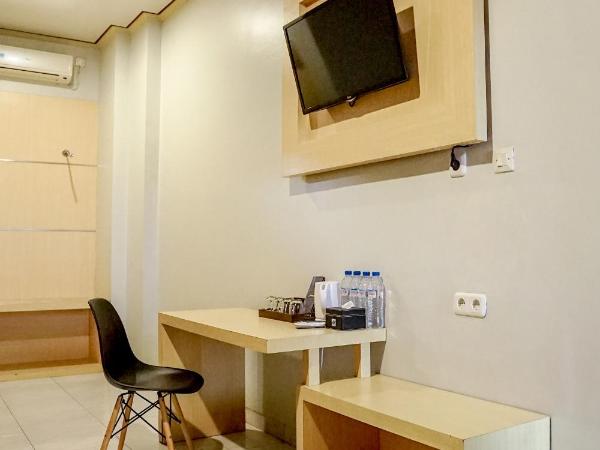 Airlangga Hotel : photo 2 de la chambre chambre familiale