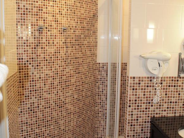 Mercure Le Mans Centre : photo 1 de la chambre suite supérieure lit king-size