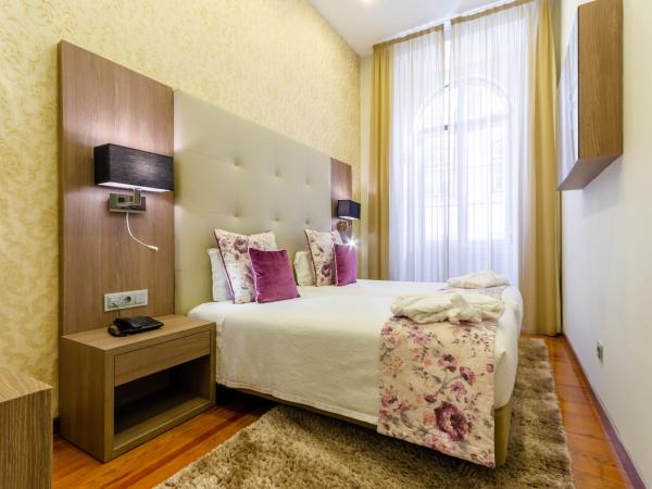 Hotel INN Rossio : photo 8 de la chambre chambre double supérieure