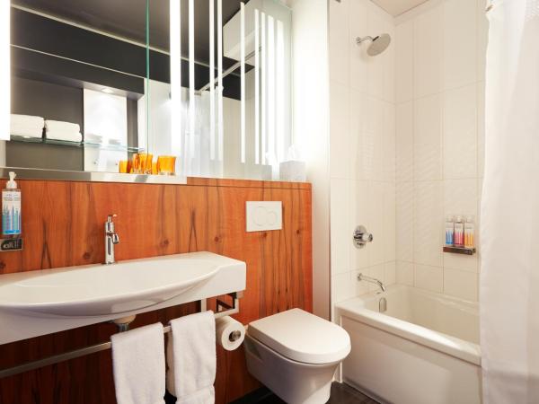 Alt Hotel Ottawa : photo 4 de la chambre chambre avec 2 grands lits queen-size