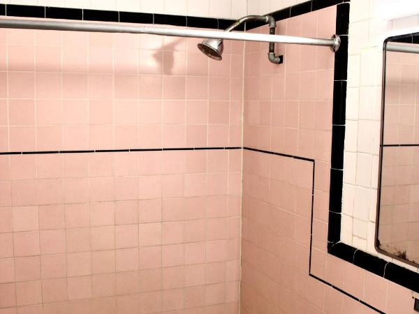 Economy Inn : photo 3 de la chambre chambre double deluxe