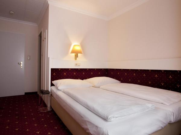 Pension Pharmador : photo 4 de la chambre petite chambre double