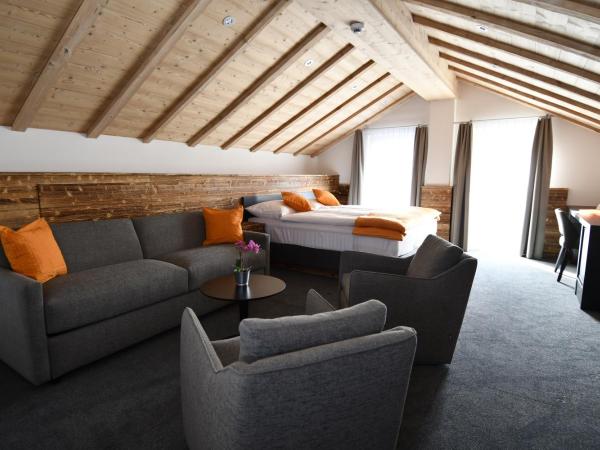 Hotel Elite : photo 1 de la chambre suite junior - vue sur mont cervin