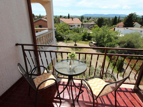 Room Jelka 3 : photo 3 de la chambre chambre double