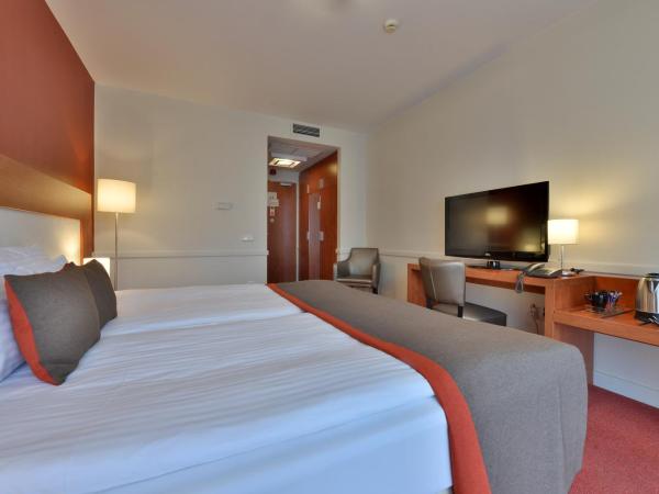 Hotel City Inn : photo 3 de la chambre chambre double ou lits jumeaux supérieure