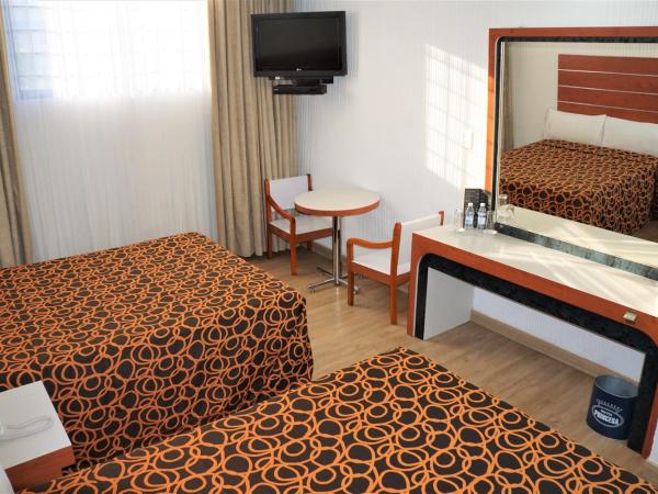 Hotel Princesa : photo 2 de la chambre chambre lits jumeaux