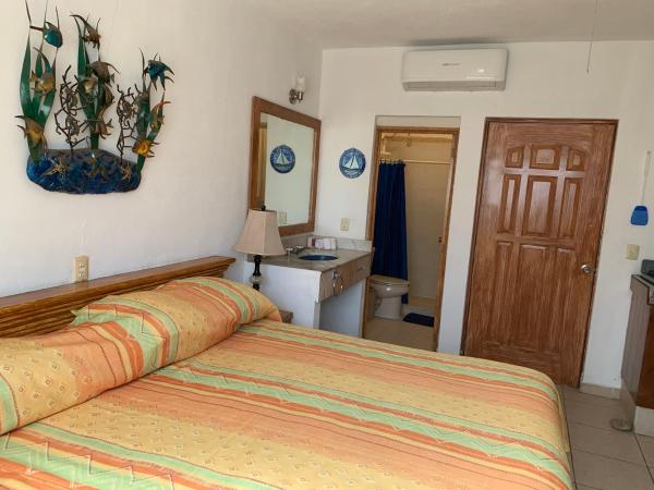 Vallarta Jr Suites : photo 2 de la chambre studio