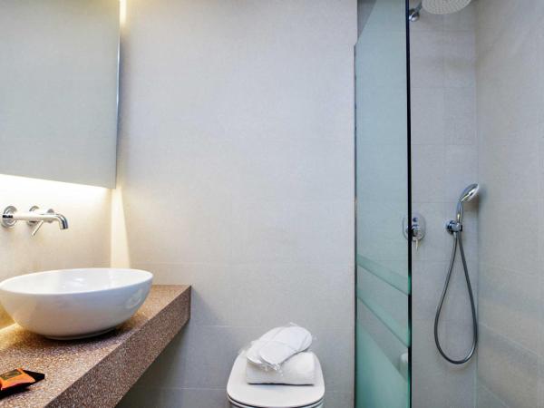 Arkadi Hotel : photo 3 de la chambre chambre double ou lits jumeaux - vue sur ville