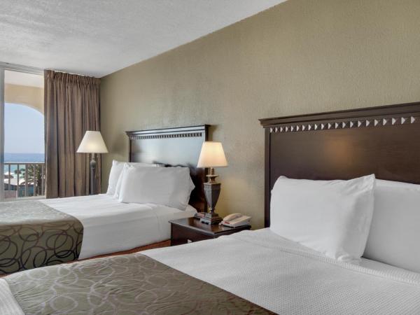 Baymont by Wyndham Panama City Beach : photo 3 de la chambre chambre avec 2 lits queen-size - vue sur océan - non-fumeurs