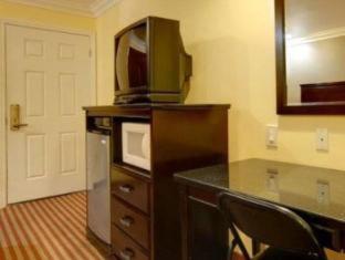 Capital City Inn Downtown Convention Center : photo 6 de la chambre room #26992916