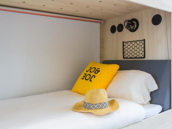 JO&JOE Hossegor : photo 4 de la chambre lit simple dans dortoir pour femmes