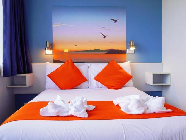 Waterfront Lodge Motel : photo 4 de la chambre petite chambre double