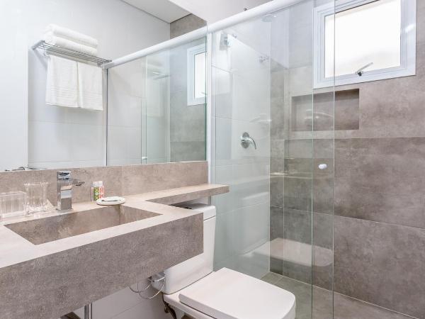 Hotel Pousada Pacaembu : photo 2 de la chambre suite lit queen-size