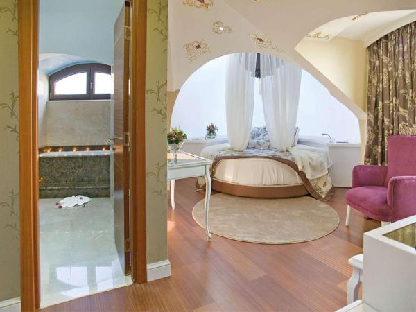Hurry Inn Merter Istanbul : photo 4 de la chambre suite deluxe avec lit king-size