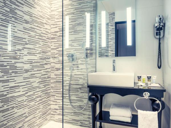 Mercure Paris Arc de Triomphe Wagram : photo 4 de la chambre chambre double