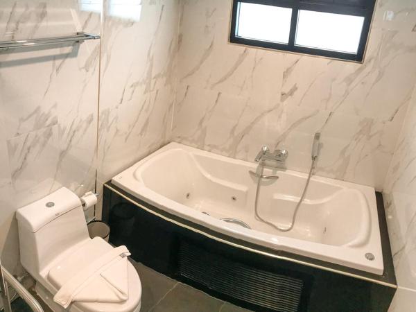 Hotel De Sripoom -SHA Extra Plus : photo 4 de la chambre chambre double deluxe avec baignoire