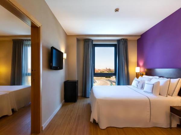 Hotel Salamanca Montalvo : photo 7 de la chambre chambre familiale