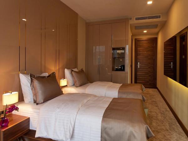 Inera Hotel Pendik : photo 4 de la chambre chambre lits jumeaux deluxe