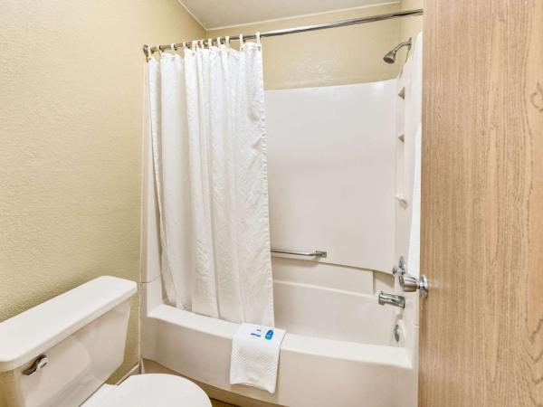 Rodeway Inn : photo 5 de la chambre chambre double standard avec 2 lits doubles - non-fumeurs