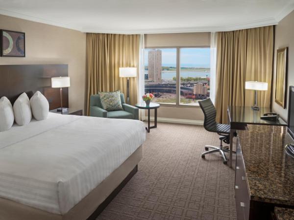 InterContinental Toronto Centre, an IHG Hotel : photo 5 de la chambre chambre lit king-size classique