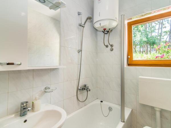 Apartments Pino Rabac : photo 9 de la chambre appartement