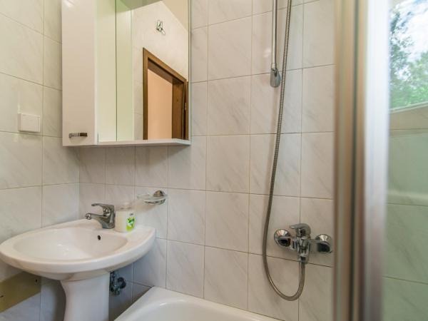 Apartments Pino Rabac : photo 10 de la chambre appartement